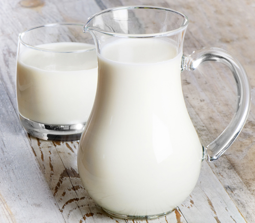 Mạch bạn 3 cách làm mờ nám da chỉ bằng sữa tươi tại nhà